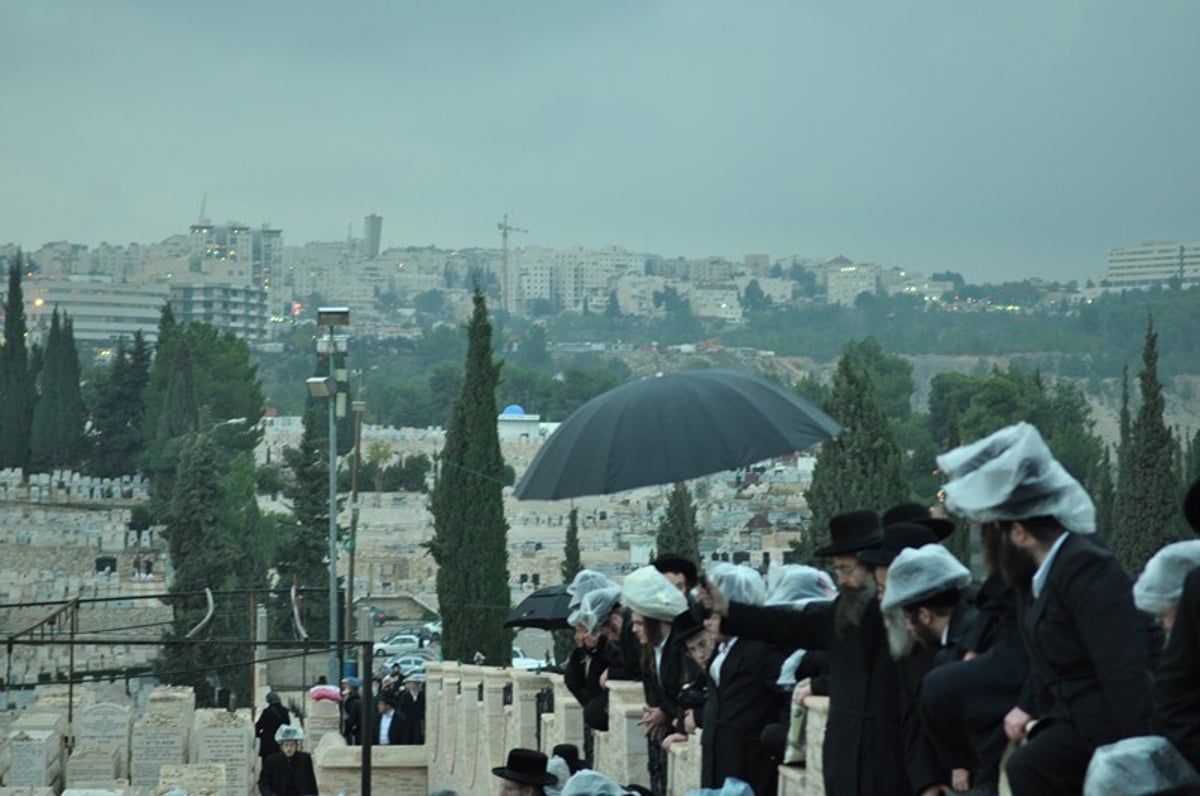 דרכו האחרונה: אלפים בהלווית גאב"ד קוממיות, הגרמ"מ זצ"ל