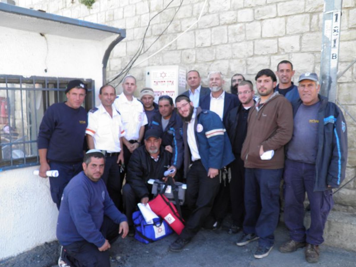 לראשונה בציון הרשב"י: הותקן ארון להצלת חיים