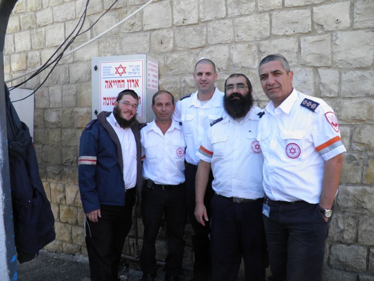 לראשונה בציון הרשב"י: הותקן ארון להצלת חיים