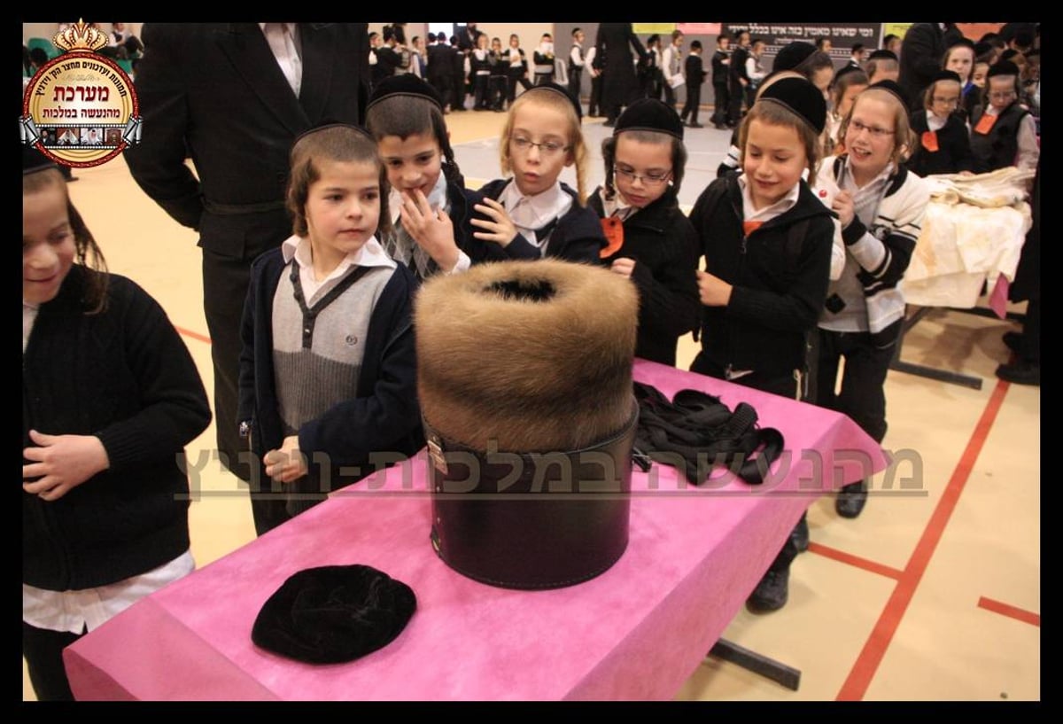 צפו בגלריית ענק: ויז'ניץ חגגה את "יום ההתקשרות"