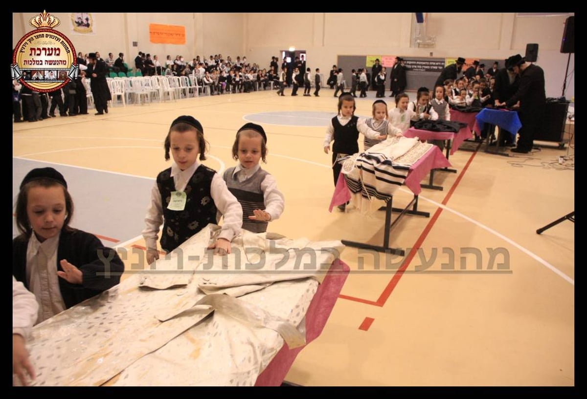 צפו בגלריית ענק: ויז'ניץ חגגה את "יום ההתקשרות"