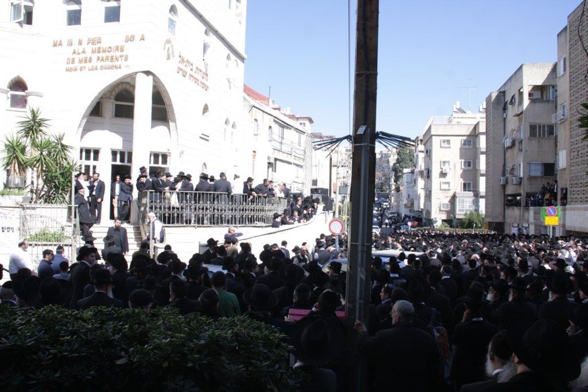 גלריה: דרכו האחרונה של המקובל הרב ניסים פרץ