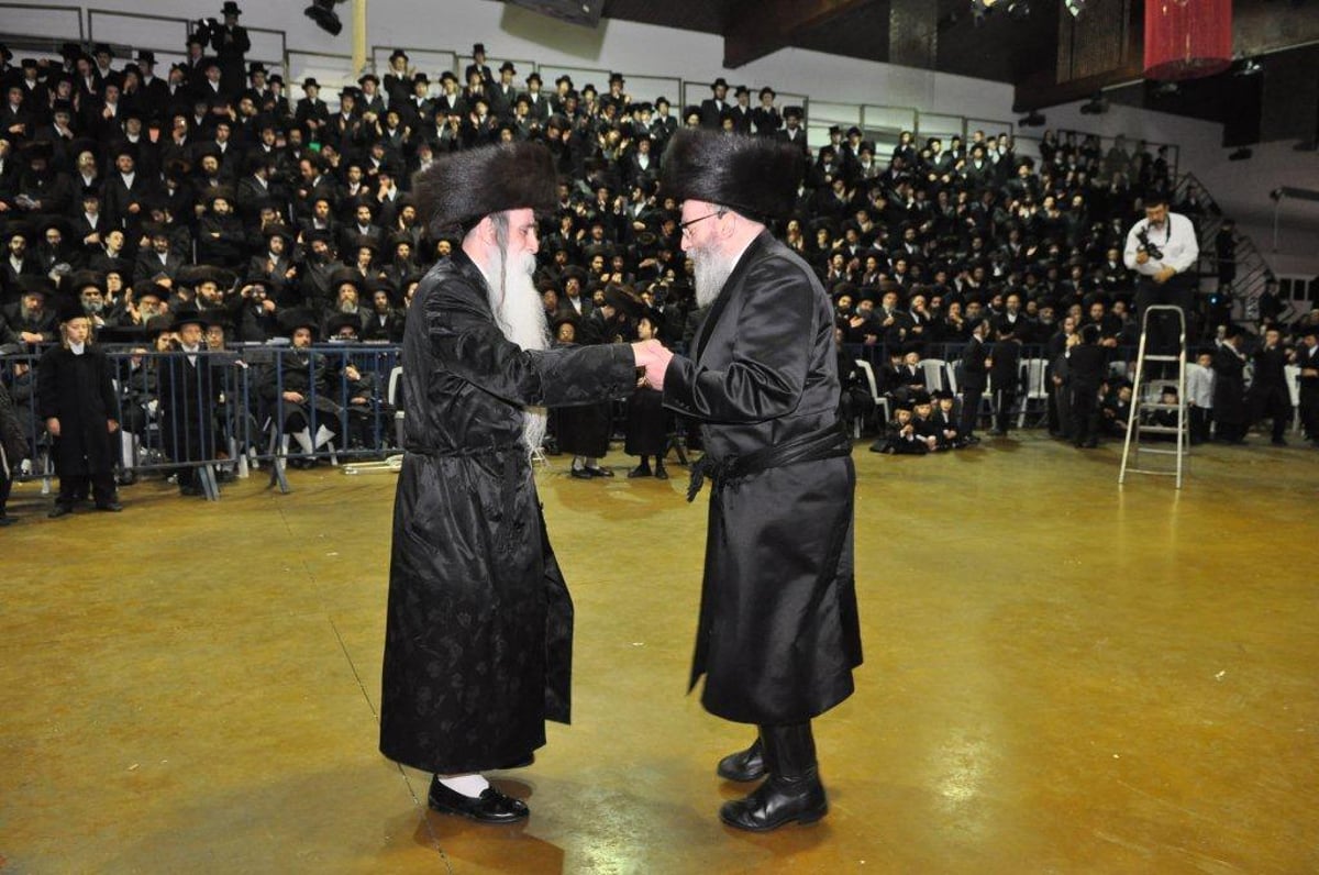 גלריית ענק: שמחת בית בעלזא-מכנובקא