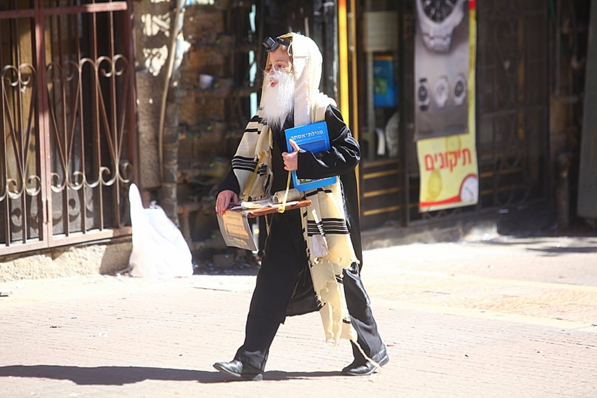 ירושלים שיכורה משמחה: צפו בתיעוד ענק מחגיגות הפורים