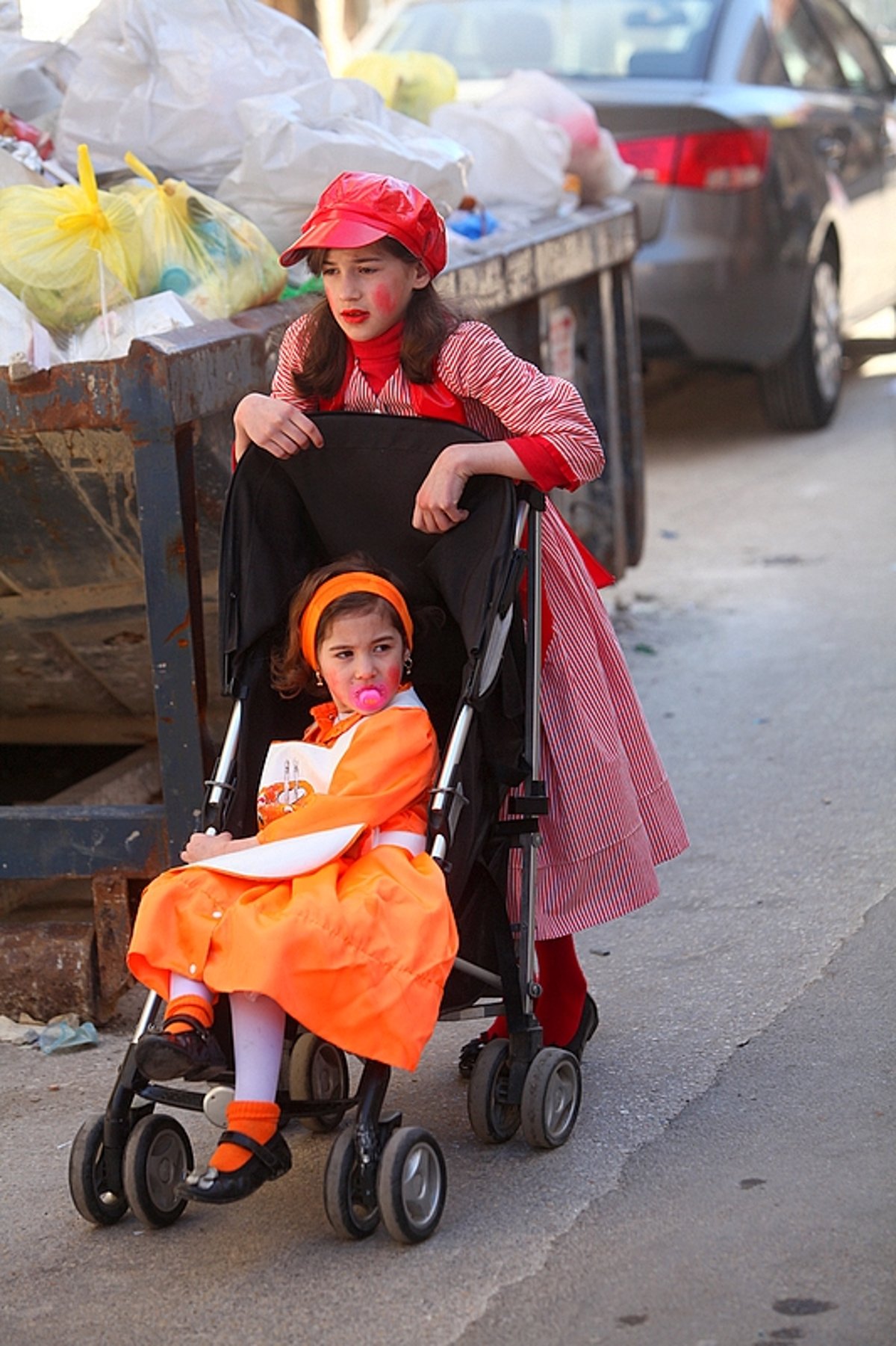 ירושלים שיכורה משמחה: צפו בתיעוד ענק מחגיגות הפורים