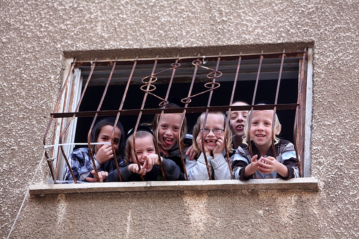 אבל בציבור החרדי: רבבות בהלווית כ"ק מרן האדמו"ר מויז'ניץ זצוק"ל