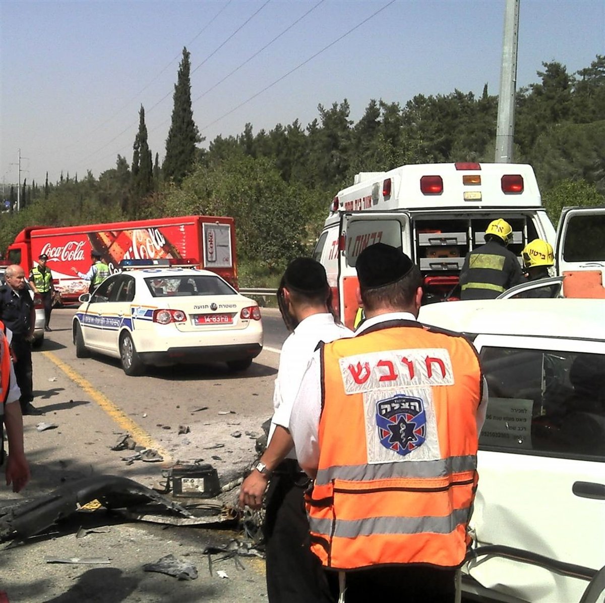 תאונה קשה: רכב פרטי התנגש במשאית