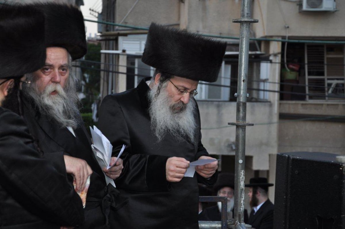 חתונת בת האדמו"ר מנדבורנה