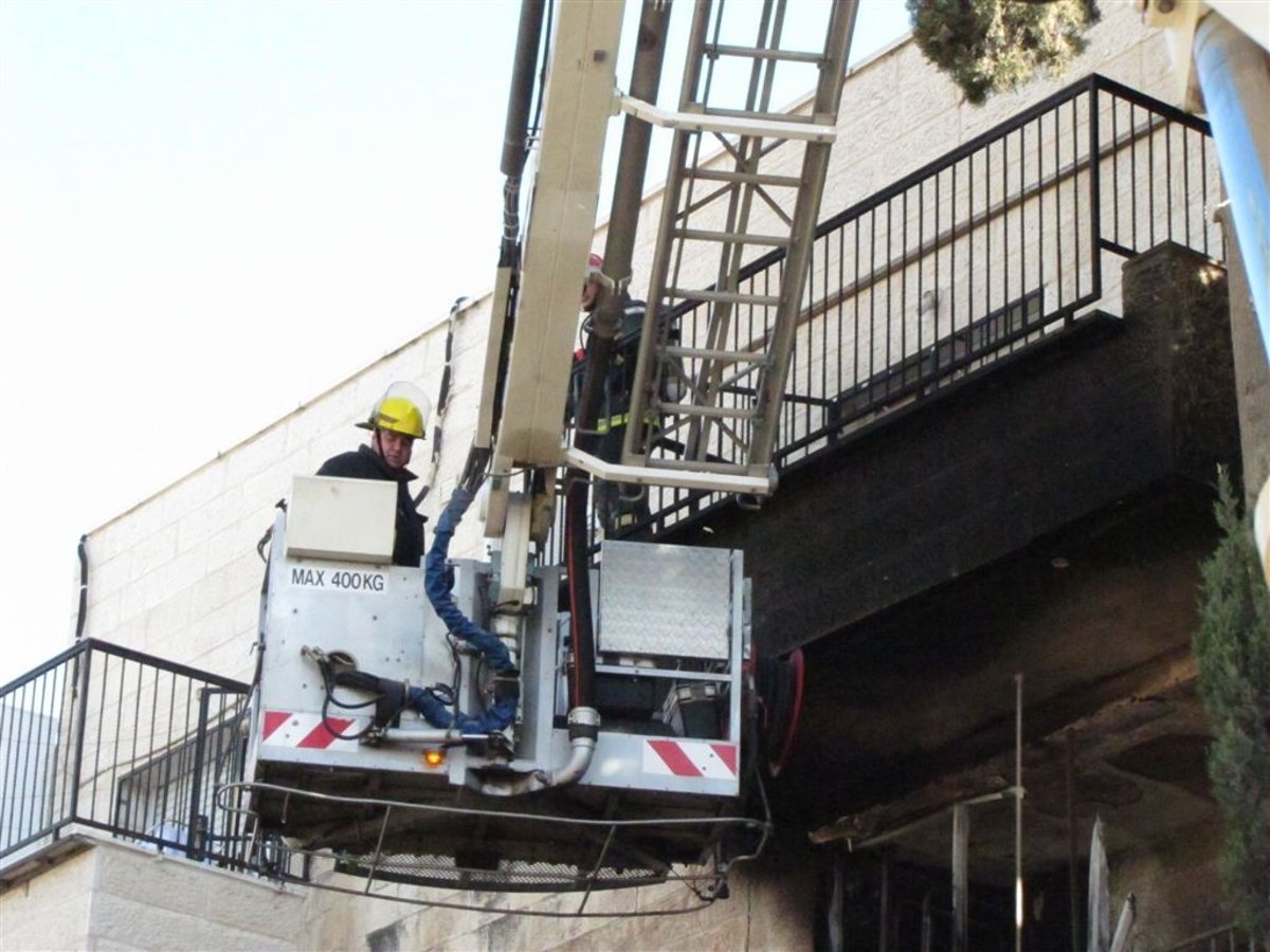 שריפה בשכונת הבוכרים: הרחוב נסגר למשך שעה