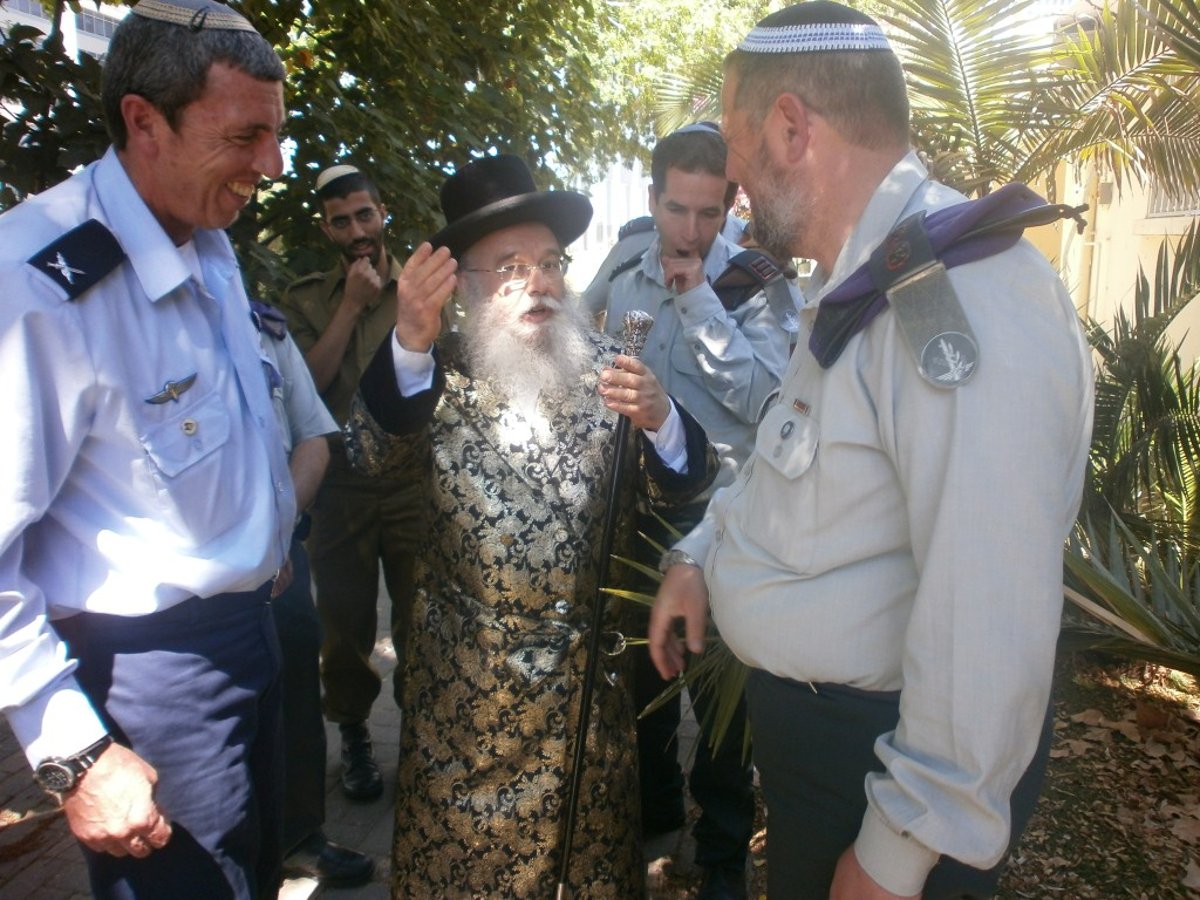 אורח בקרית הביטחון: האדמו"ר ממישקולץ