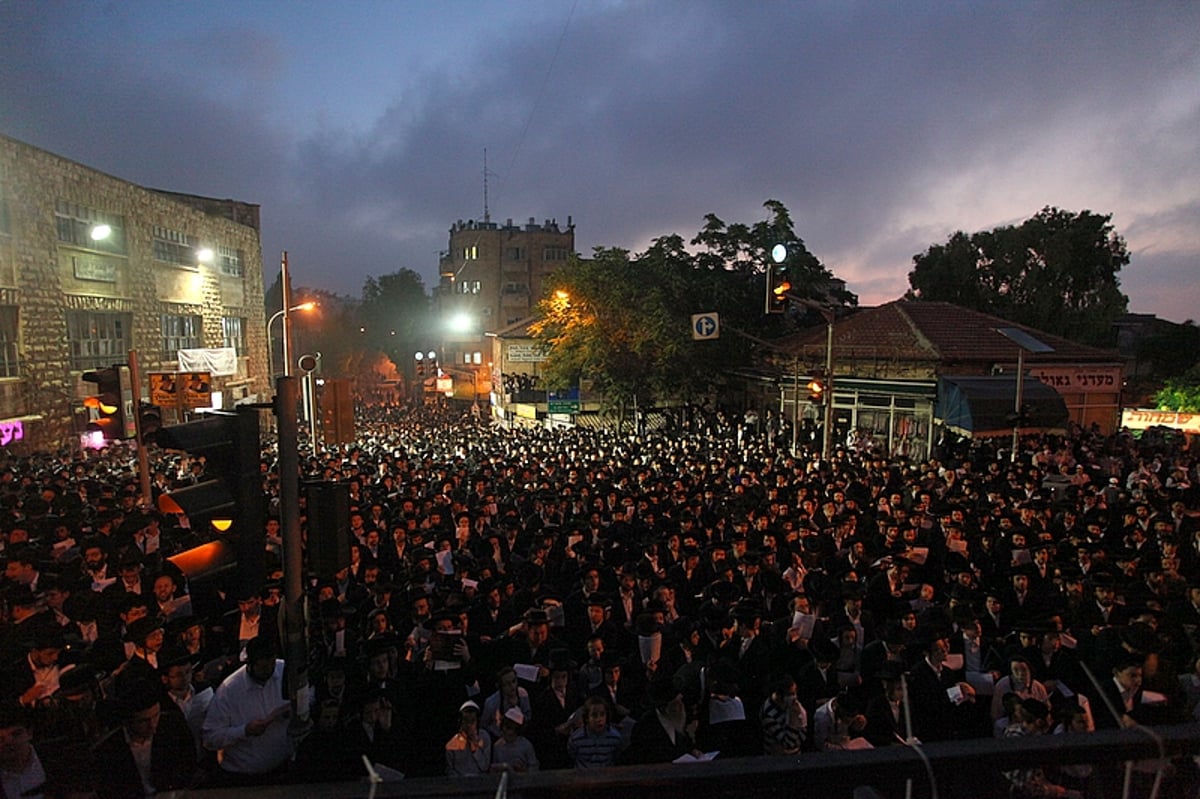 גאב"ד העדה החרדית זעק: "צריך למסור את הנפש ולא להתגייס לצה"ל"