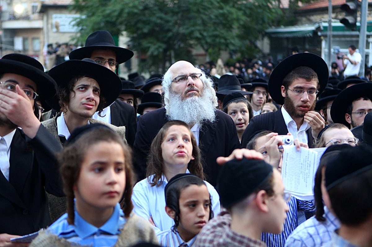 גאב"ד העדה החרדית זעק: "צריך למסור את הנפש ולא להתגייס לצה"ל"