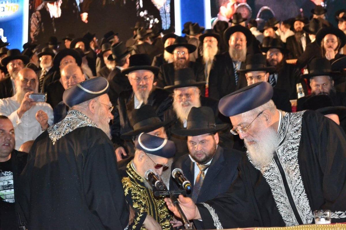 מעמד הרבבות במעמד סיום הש"ס באצטדיון טדי • גלרית ענק