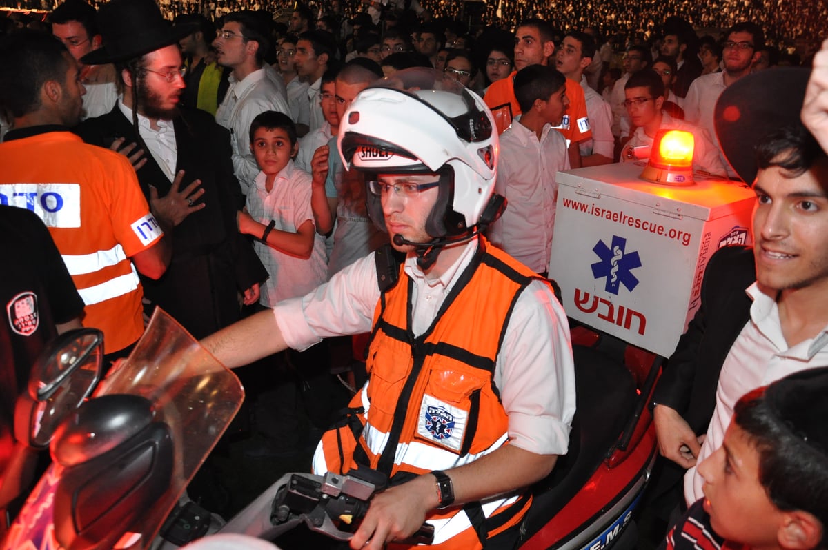 מעמד הרבבות במעמד סיום הש"ס באצטדיון טדי • גלרית ענק