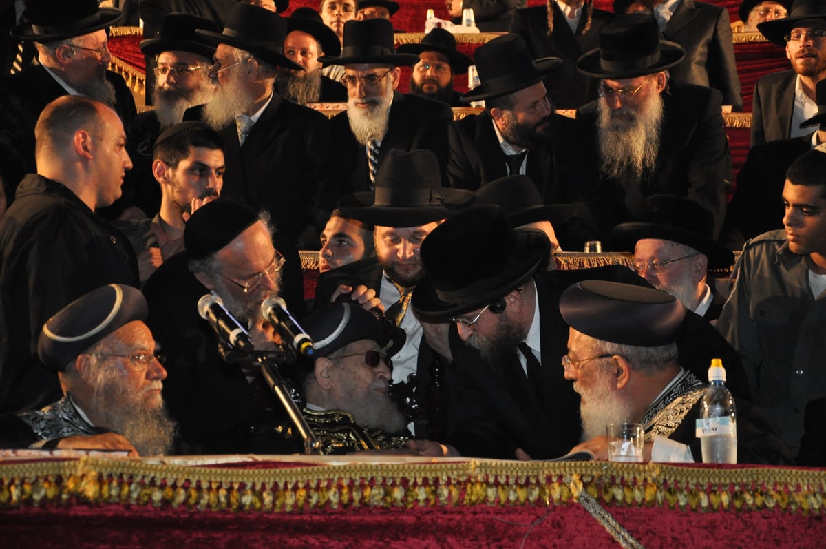 מעמד הרבבות במעמד סיום הש"ס באצטדיון טדי • גלרית ענק