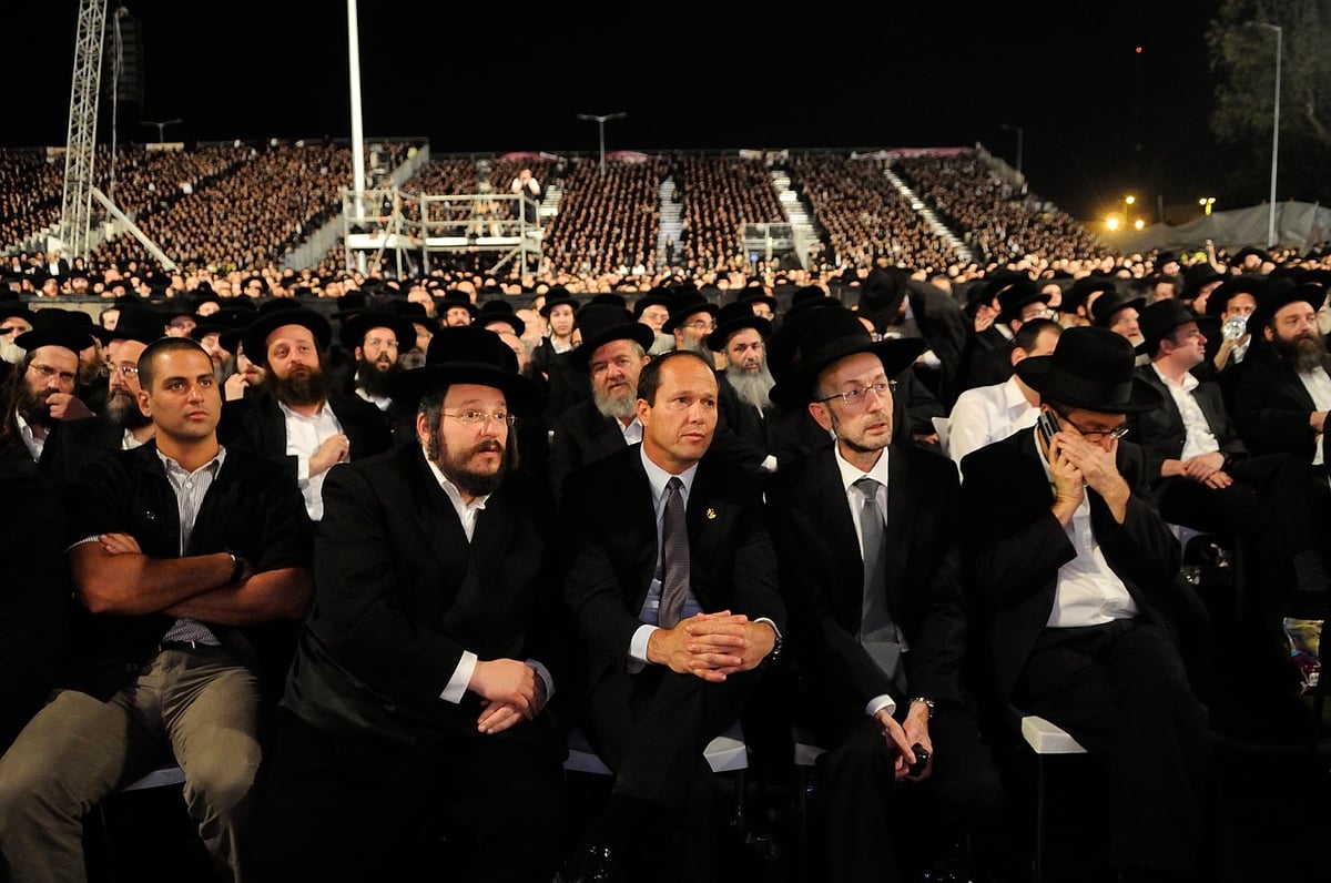 כבוד התורה: רבבות במעמד סיום הש"ס המרכזי • גלריה מסכמת