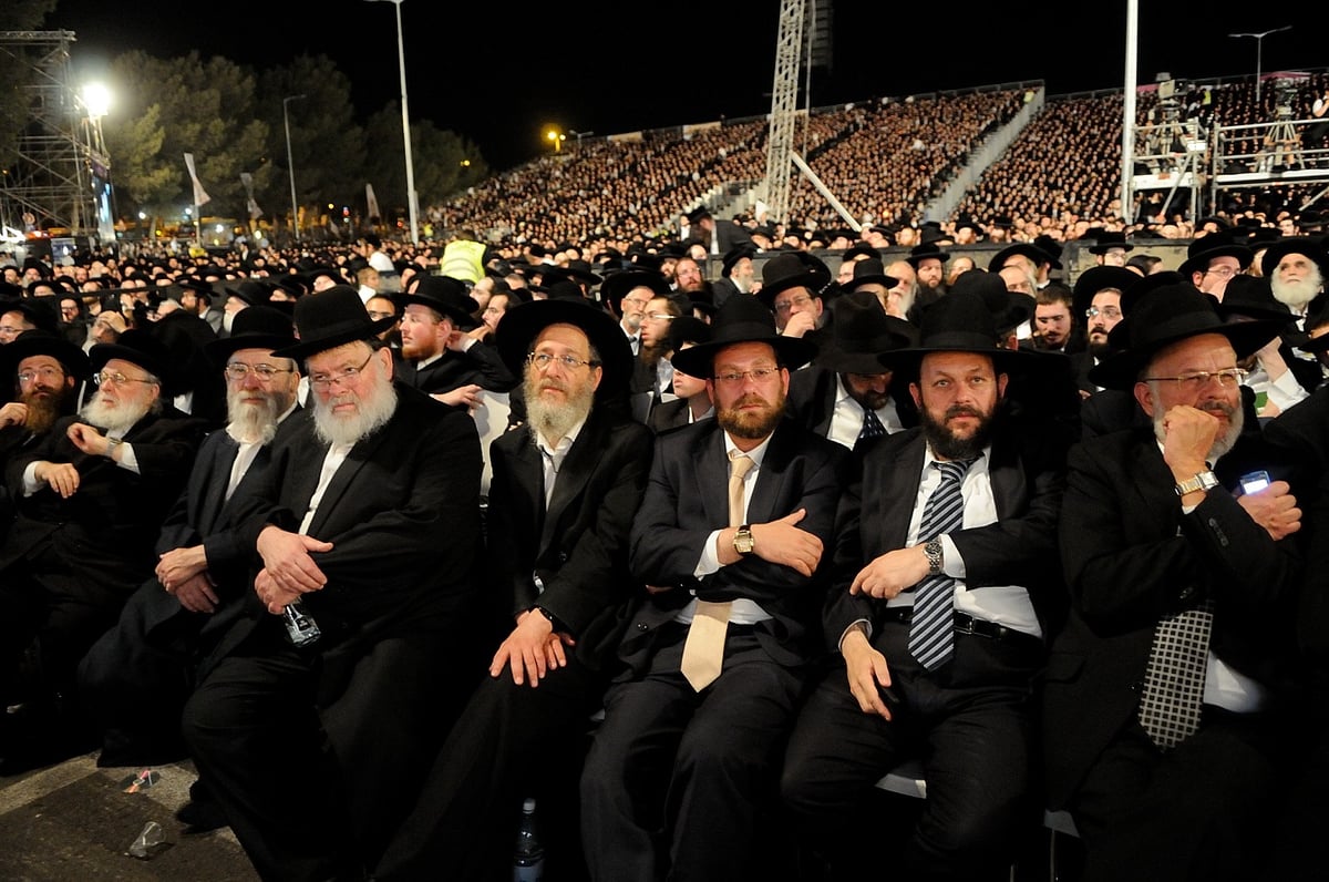 כבוד התורה: רבבות במעמד סיום הש"ס המרכזי • גלריה מסכמת