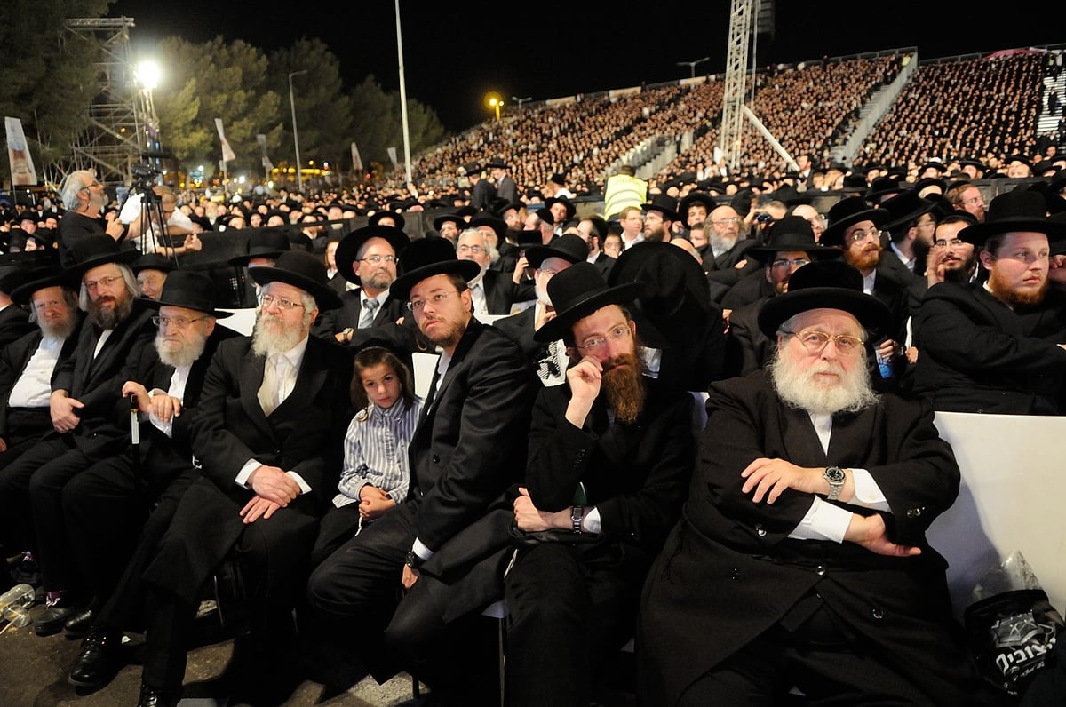 כבוד התורה: רבבות במעמד סיום הש"ס המרכזי • גלריה מסכמת