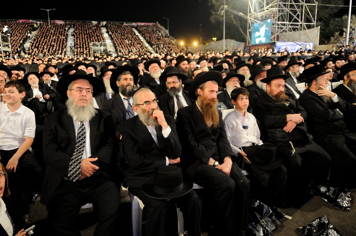 כבוד התורה: רבבות במעמד סיום הש"ס המרכזי • גלריה מסכמת