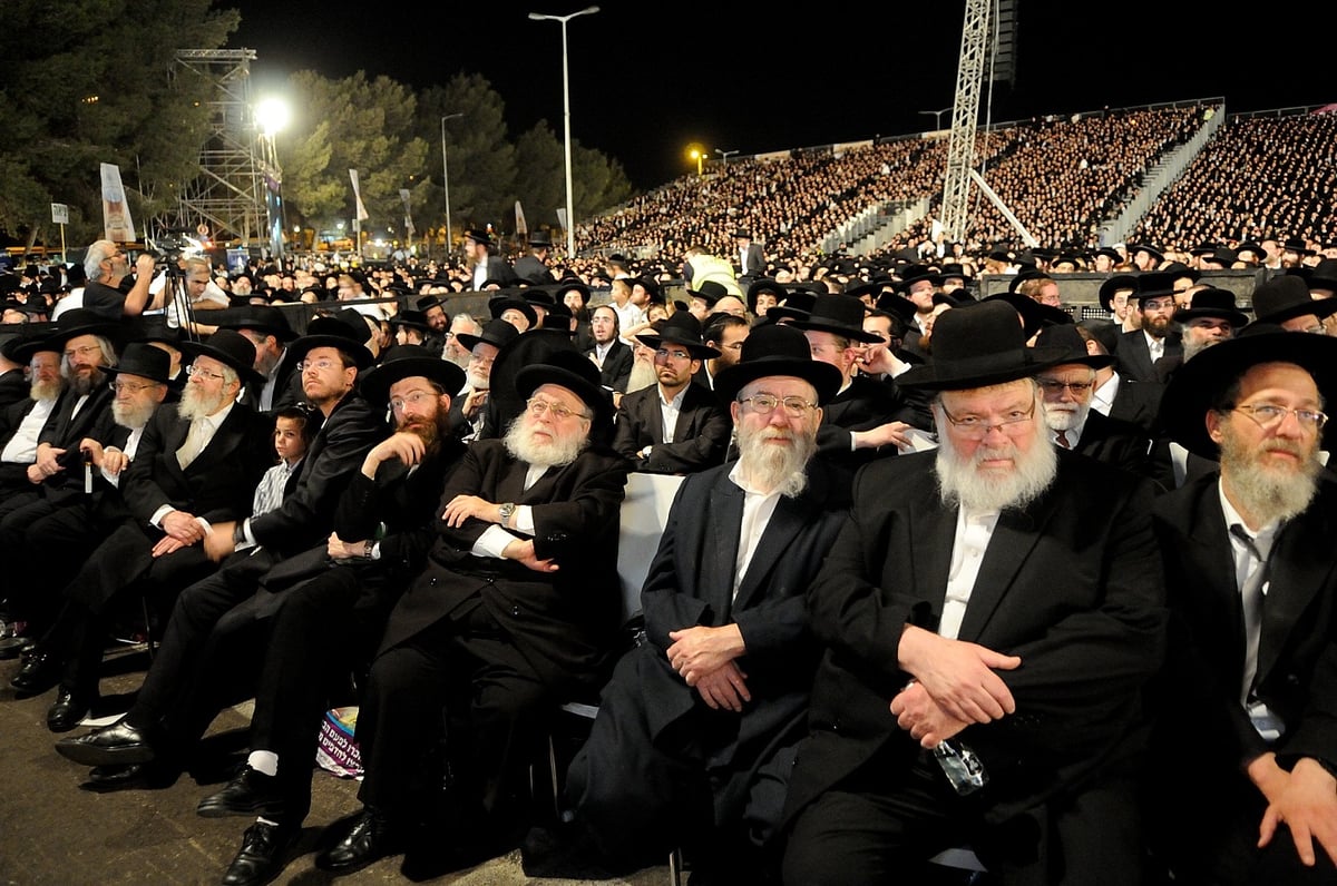 כבוד התורה: רבבות במעמד סיום הש"ס המרכזי • גלריה מסכמת