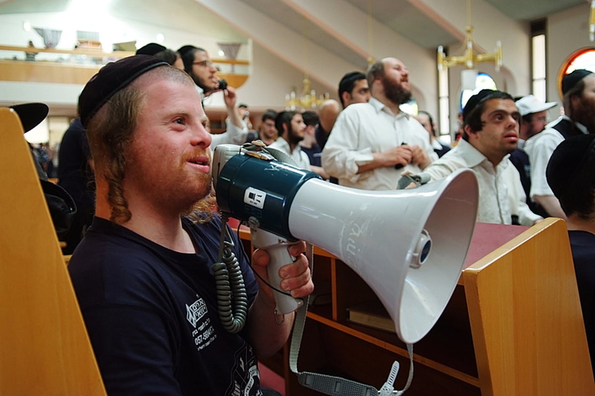 בקליפ החדש של ליפא: חיילי הנח"ל החרדי