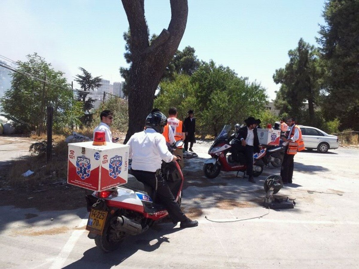 דרמה בגאולה: שריפה פרצה במתחם שנלר