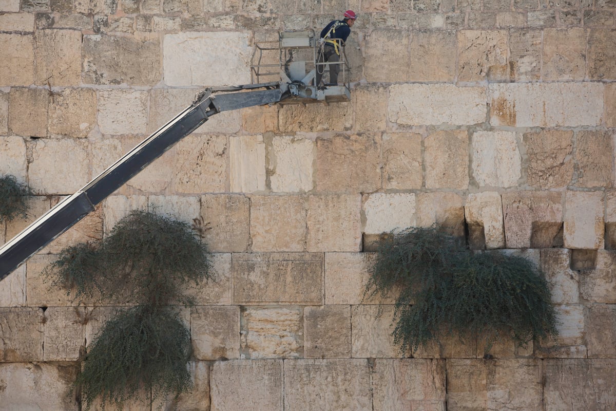 מהנדסים בדקו את יציבות הכותל המערבי