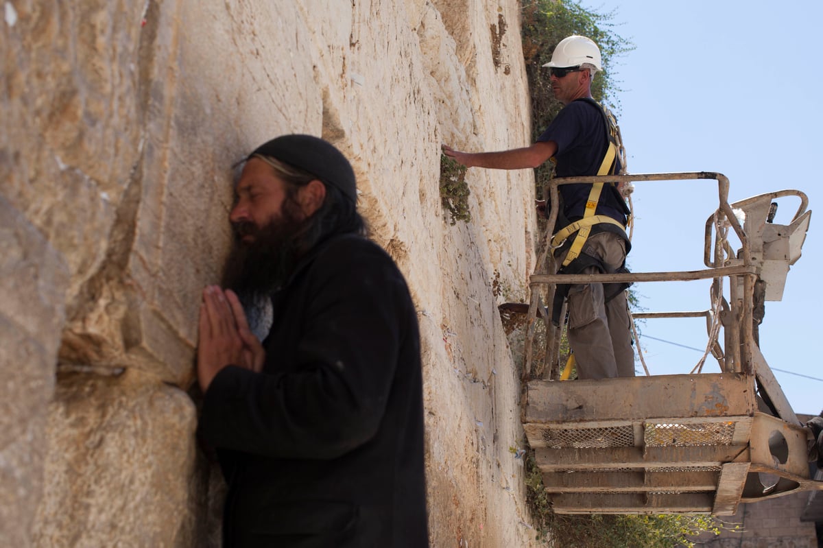 מהנדסים בדקו את יציבות הכותל המערבי