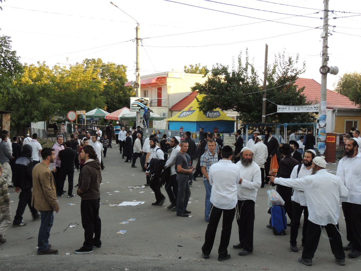 אומן תשע"ב: אלפים כבר הגיעו, רבבות בדרך