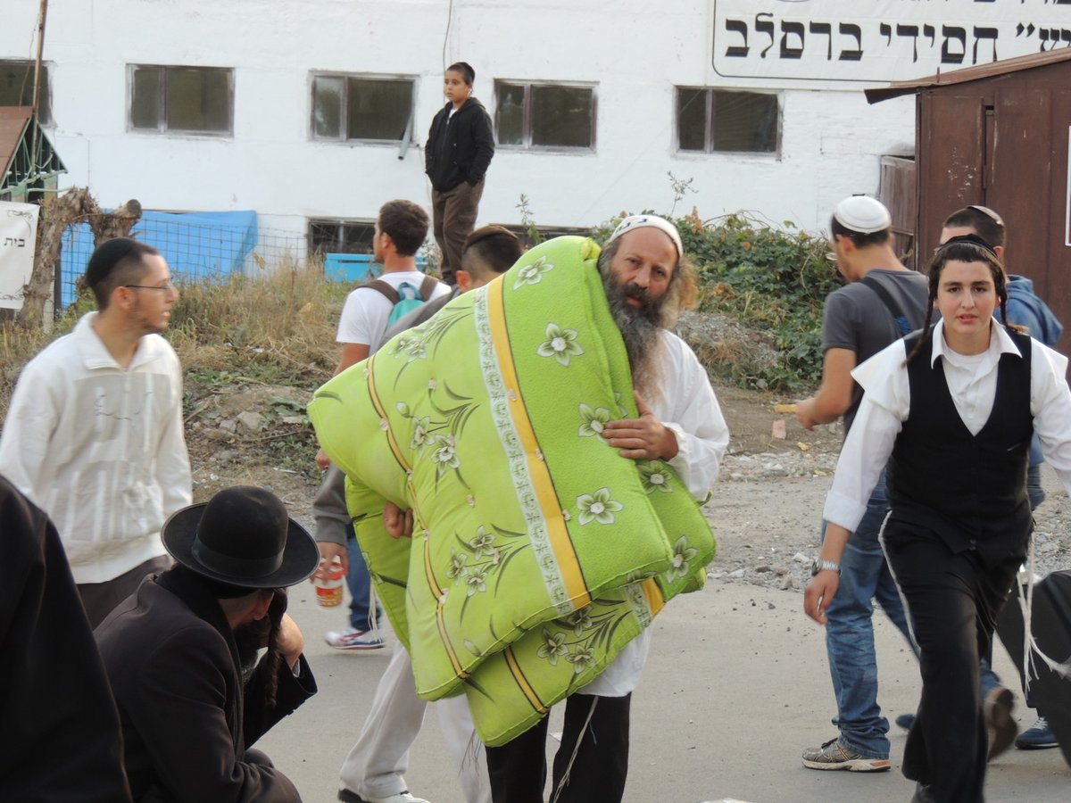 אומן תשע"ב: אלפים כבר הגיעו, רבבות בדרך