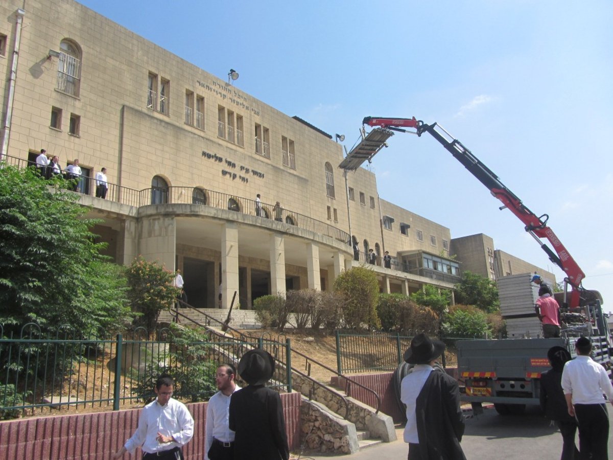 תיעוד: הימים הנוראים בפוניבז'