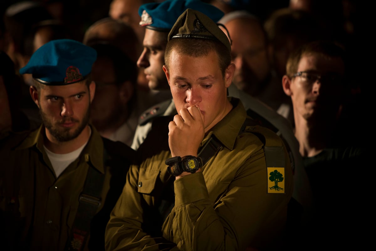 דמעות וכאב: מאות בהלווית רב"ט נתנאל יהלומי הי"ד