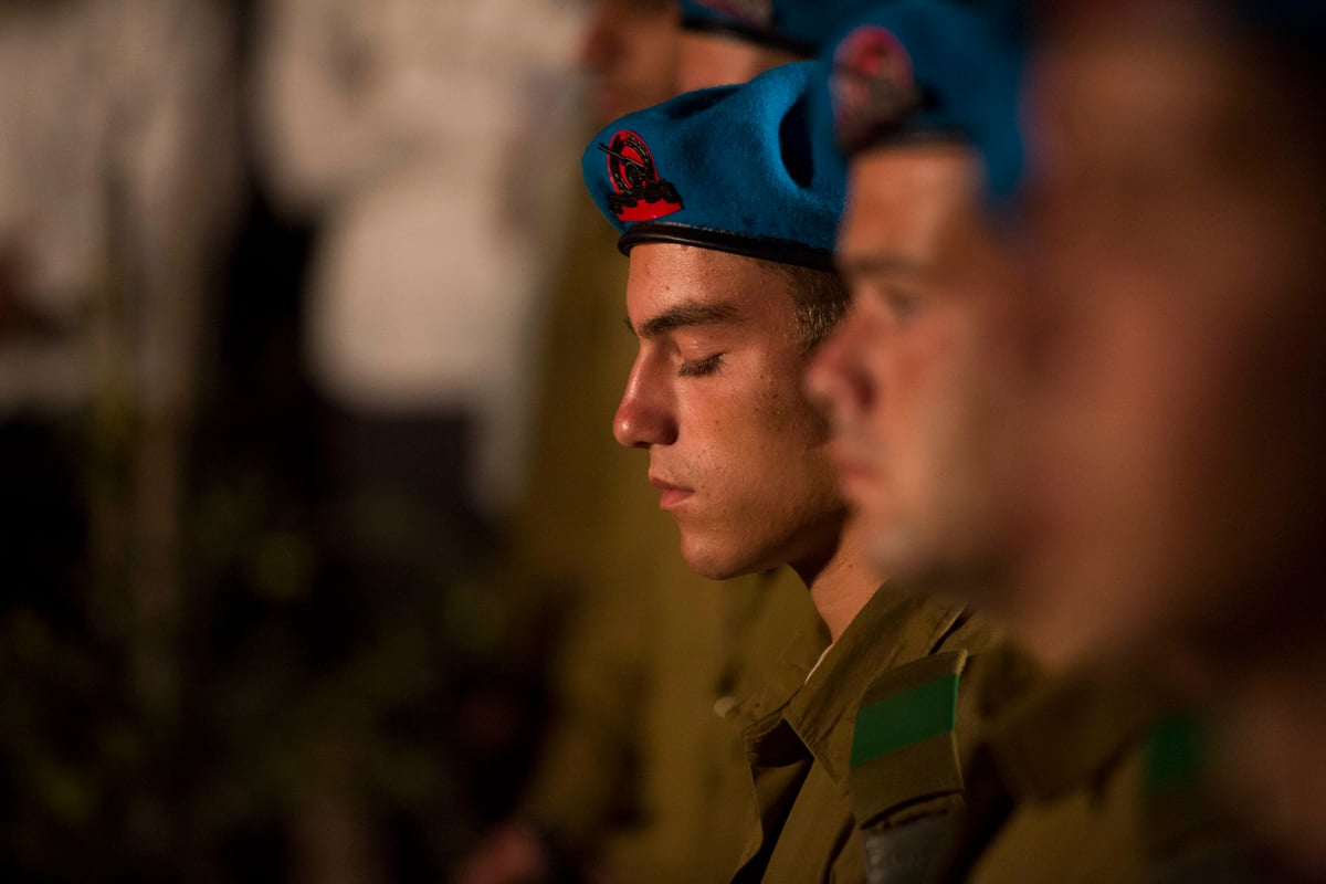 דמעות וכאב: מאות בהלווית רב"ט נתנאל יהלומי הי"ד