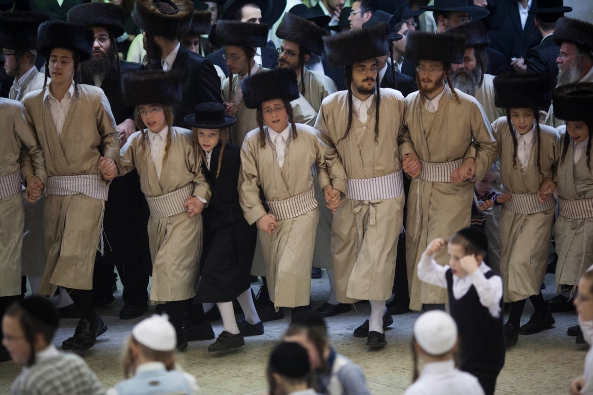 כיכר היום: חמישה רגעים משמחת בית השואבה