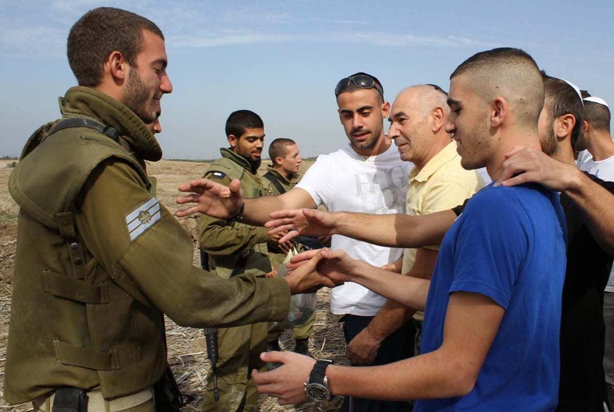 אפרים גלעד ביומן מלחמה: יורים עלינו