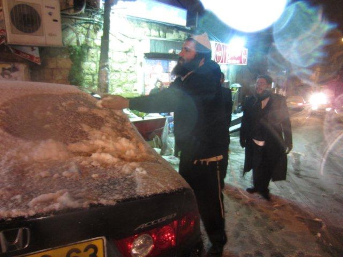 צפו: שכונת בית ישראל מכוסה בשלג