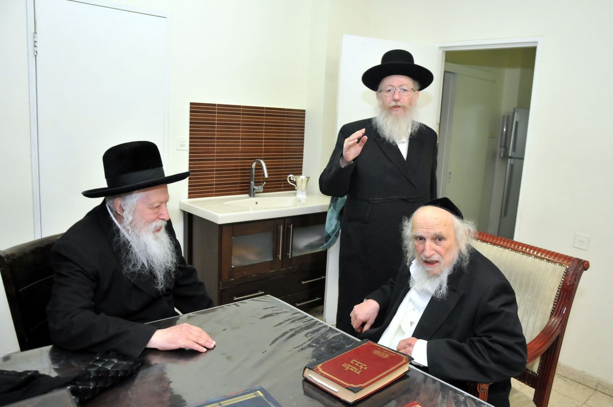 בעקבות הביקור: הגר"ש אויערבך במכתב להצביע ג'