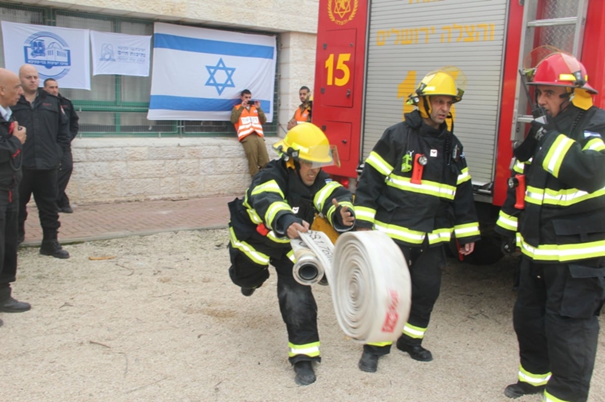 גלריה: תרגיל חילוץ והצלה