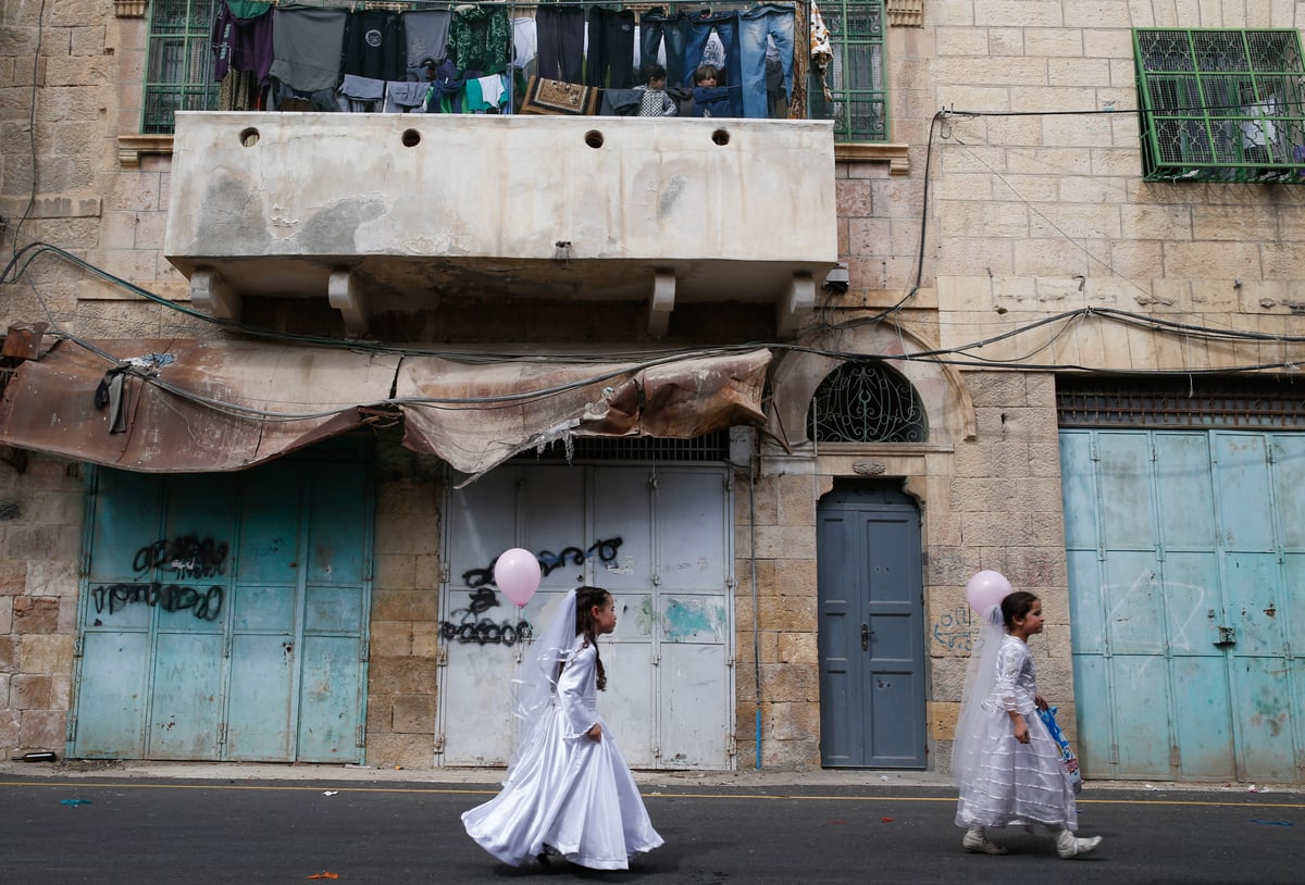 צפו: גם בחברון חגגו את פורים