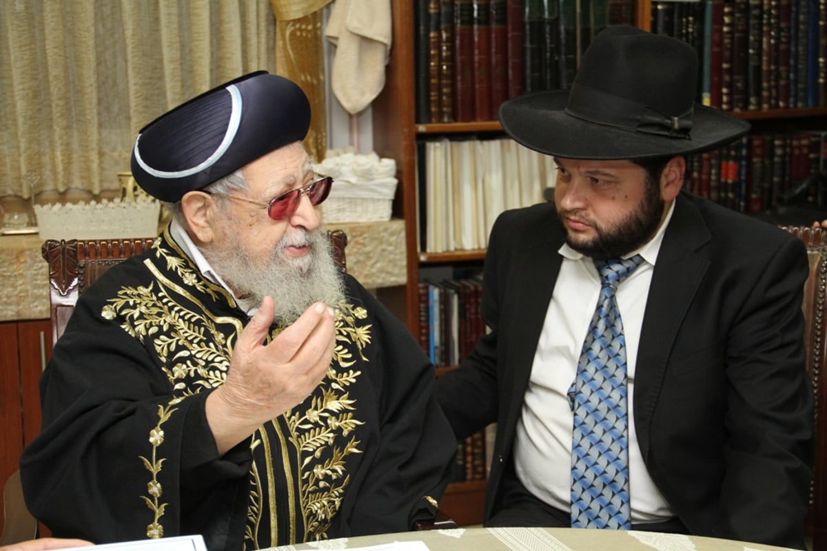 צפו: אנשי 'יום ליום' עלו לבית הרב עובדיה יוסף