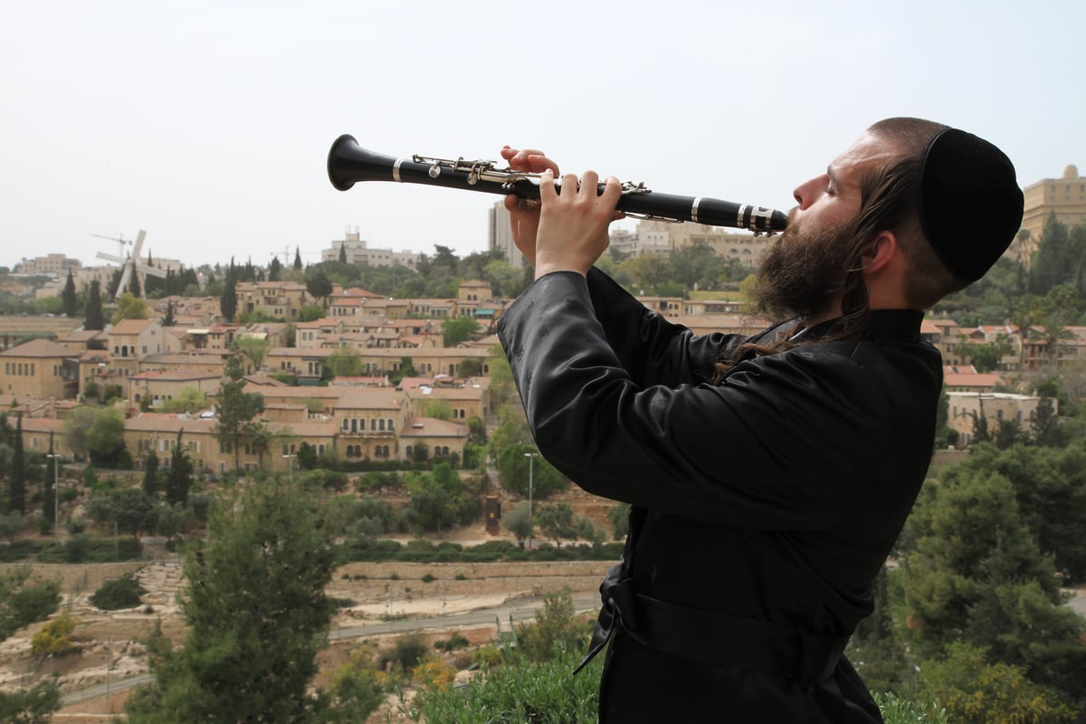 תהלוכת הכלייזמרים בירושלים • צפו