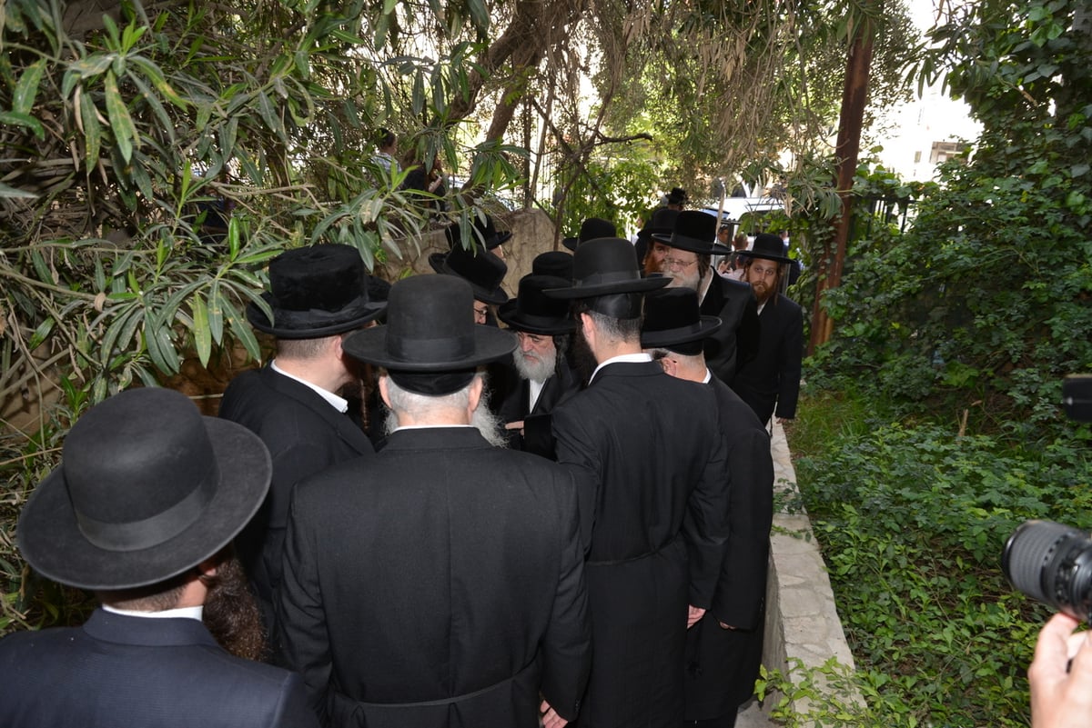 גדולי ישראל התכנסו: "לא לשנות מהדרך המסורה"