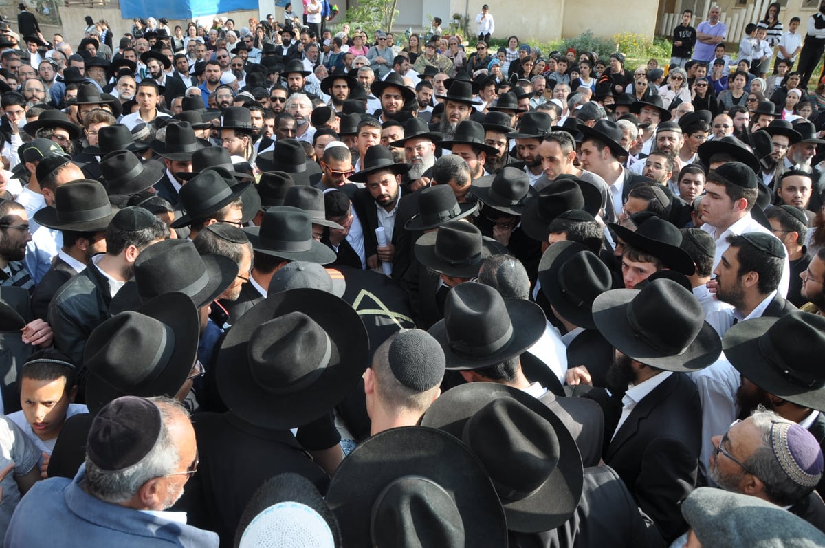 גלריה דומעת: הלווית הרבנית רחל בצרי ע"ה