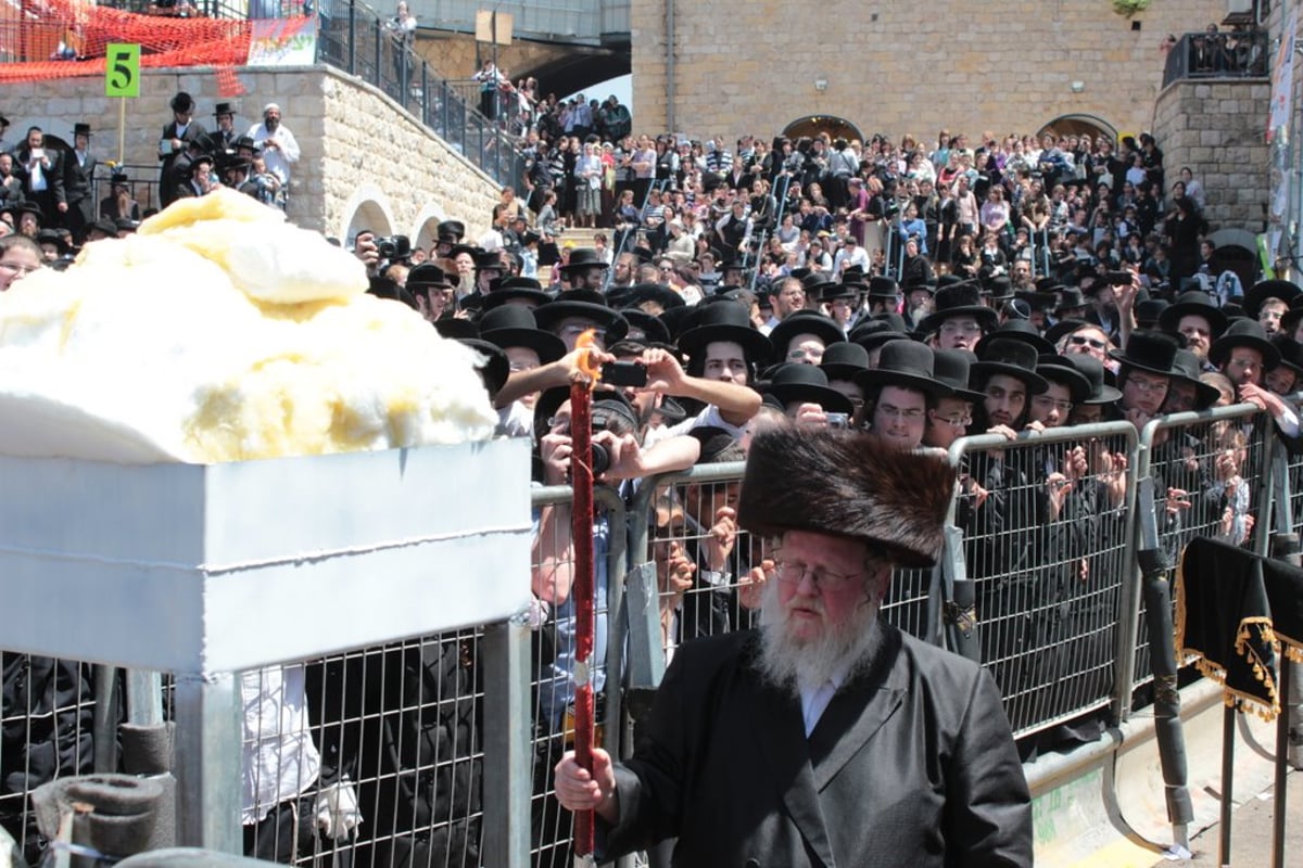 חלאקה, שרב, וח"י רוטל • מירון בוערת משמחה; צפו