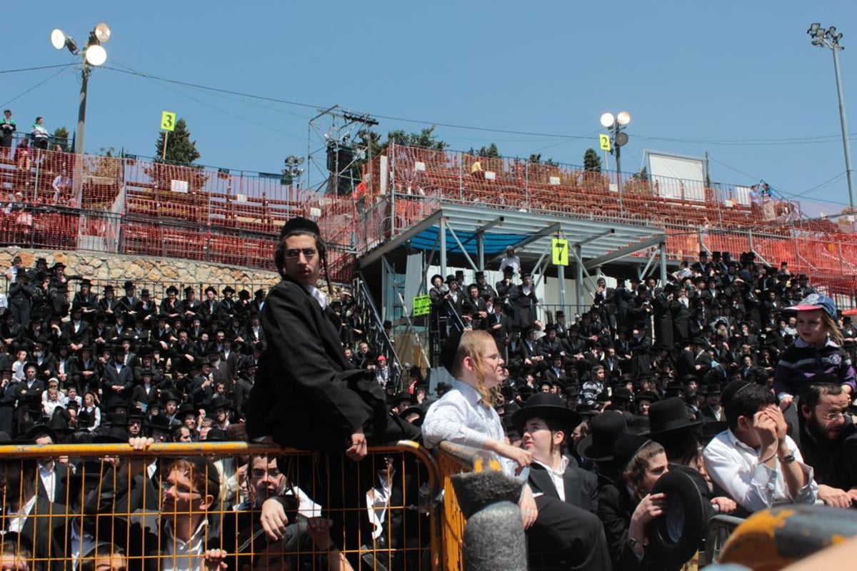 חלאקה, שרב, וח"י רוטל • מירון בוערת משמחה; צפו