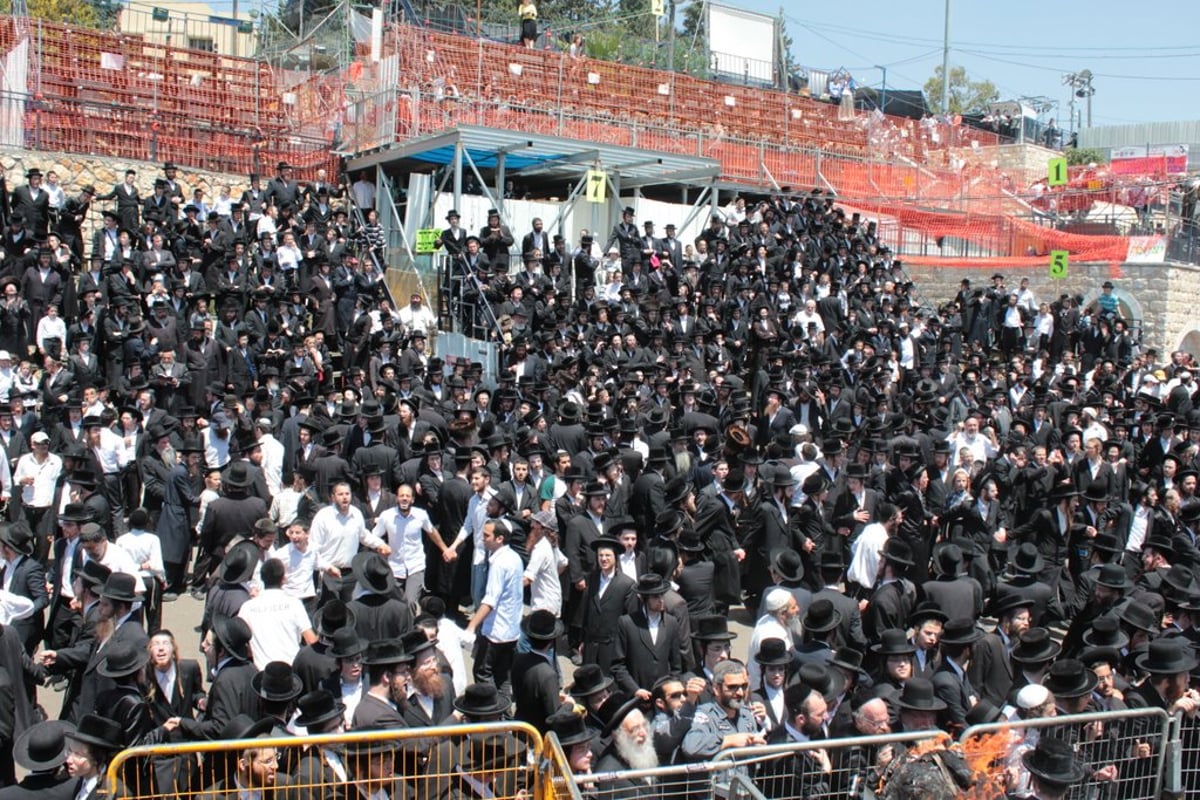 חלאקה, שרב, וח"י רוטל • מירון בוערת משמחה; צפו