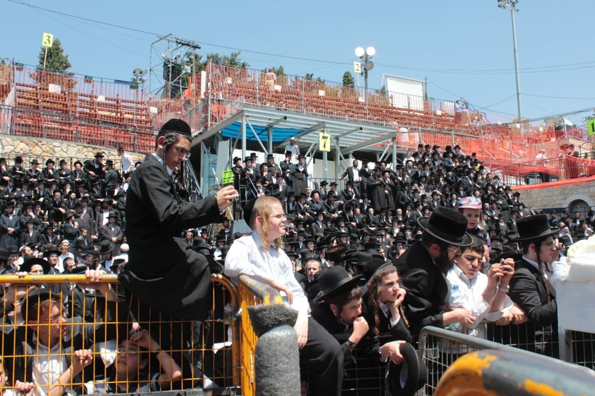 חלאקה, שרב, וח"י רוטל • מירון בוערת משמחה; צפו