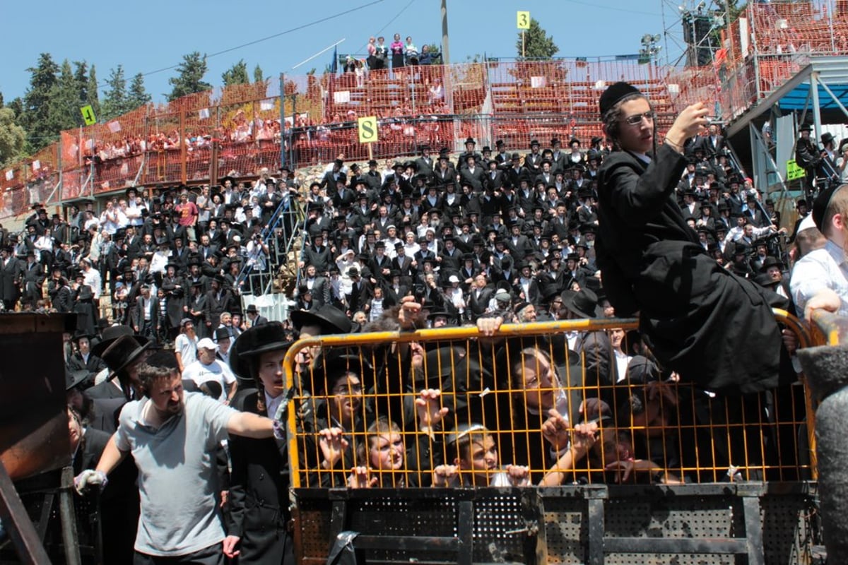 חלאקה, שרב, וח"י רוטל • מירון בוערת משמחה; צפו