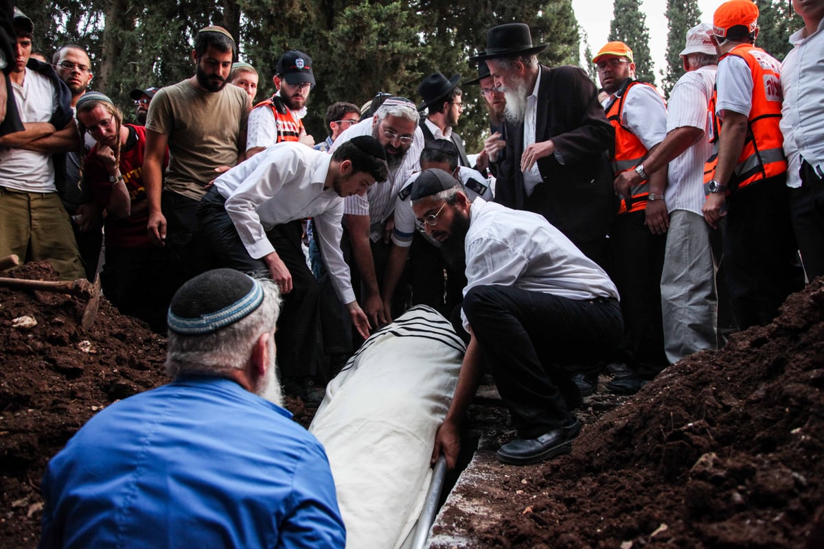 אביתר בורובסקי הי"ד הובא למנוחות • תיעוד