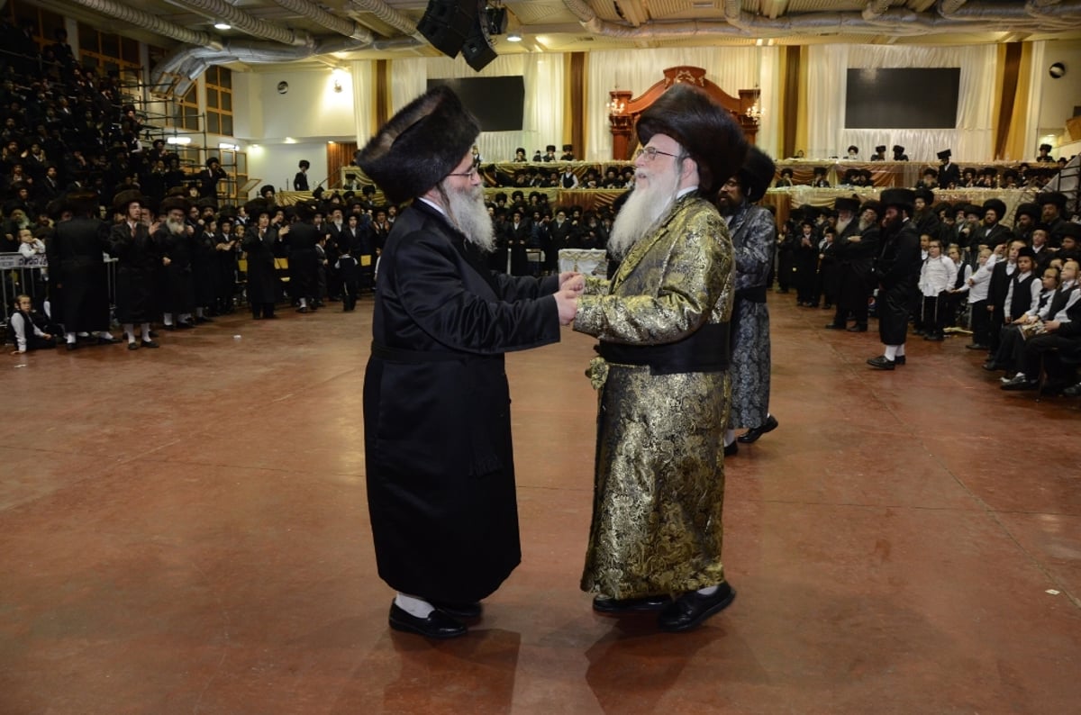 גלרית ענק • חתונת בית צאנז ומעמד ה'מצווה טאנץ'